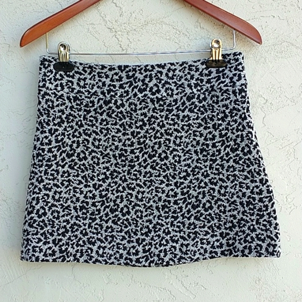 ABERCROMBIE & FITCH Leopard Print Mini Skirt Size 8